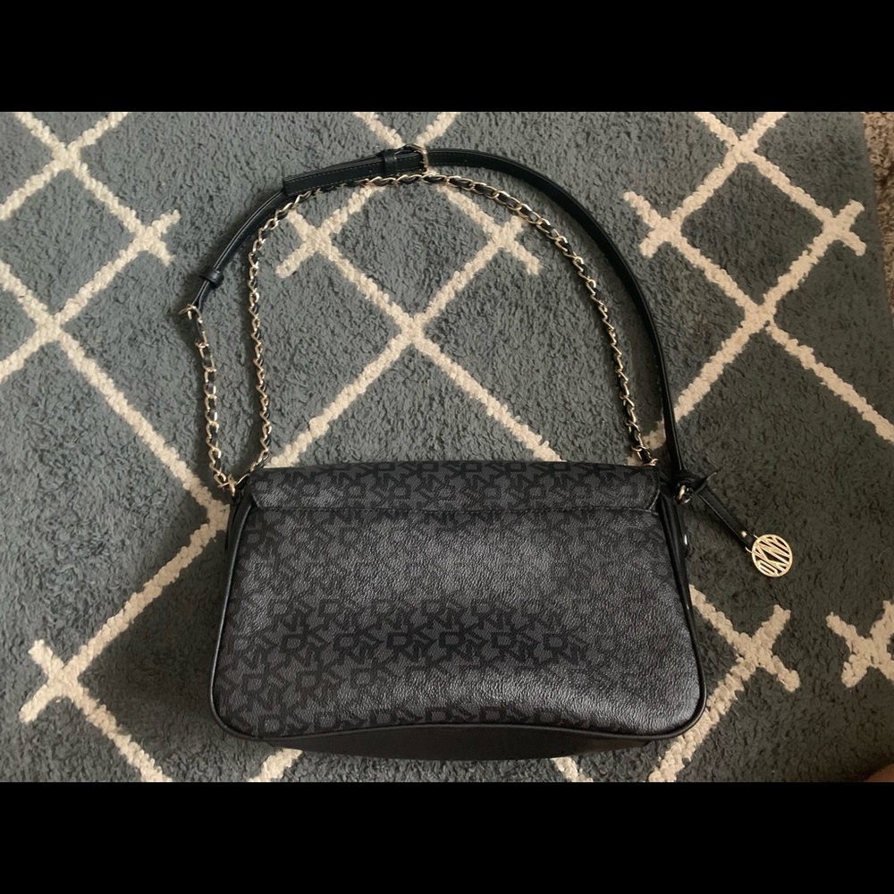 Purse - Picture 4 of 4